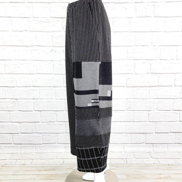 Designer Alembika Funky Blk/Wht Pinstripe Pant NWOT! Alembika Size:4 - Picture 7 of 12